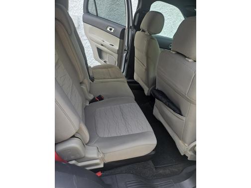White 2015 Ford Explorer Base