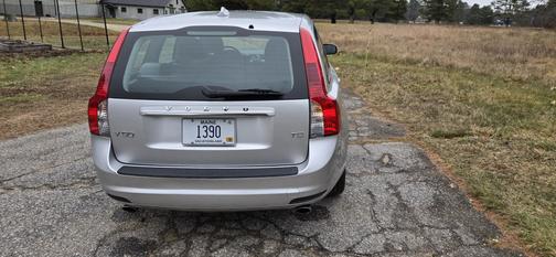 2011 Volvo V50 T5