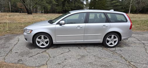 2011 Volvo V50 T5