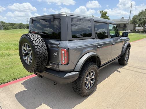 2023 Ford Bronco Badlands Advanced