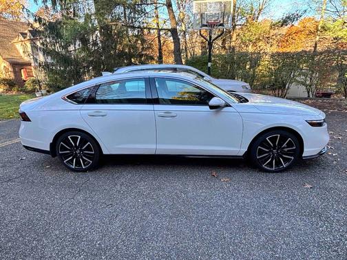 2024 Honda Accord Hybrid Touring