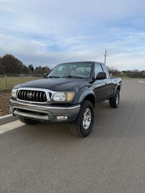 2003 Toyota Tacoma PreRunner Xtracab
