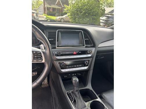 2019 Hyundai SONATA Sport
