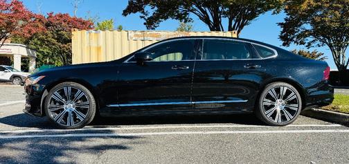 Black 2021 Volvo S90 T6 Inscription