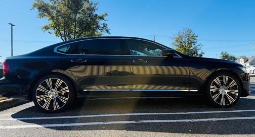 Black 2021 Volvo S90 T6 Inscription