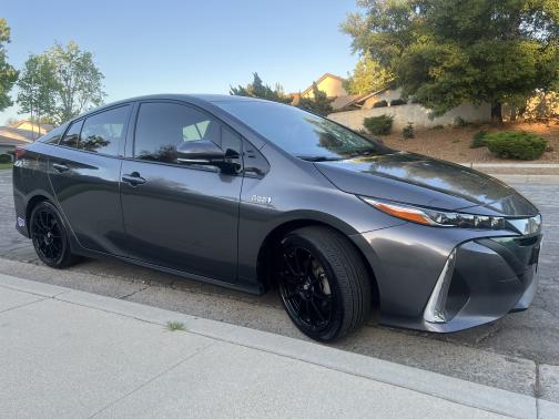 2018 Toyota Prius Prime Premium