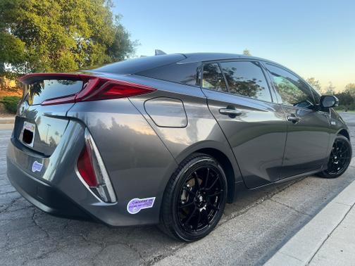 2018 Toyota Prius Prime Premium