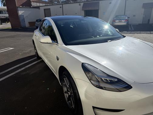 2020 Tesla Model 3 Standard Range Plus