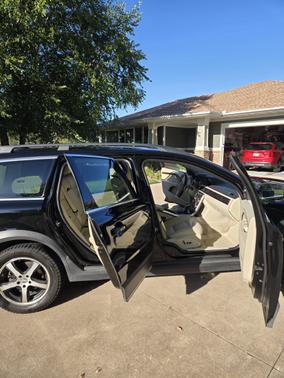 Black 2016 Volvo XC70 T5 Platinum