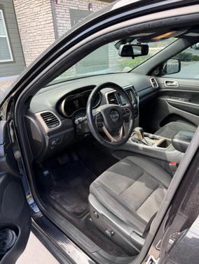 Black 2016 Jeep Grand Cherokee Laredo