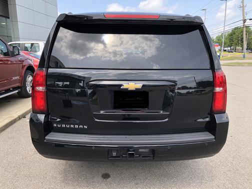 2018 Chevrolet Suburban LT