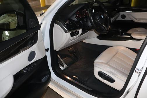 White 2016 BMW X5 xDrive35i