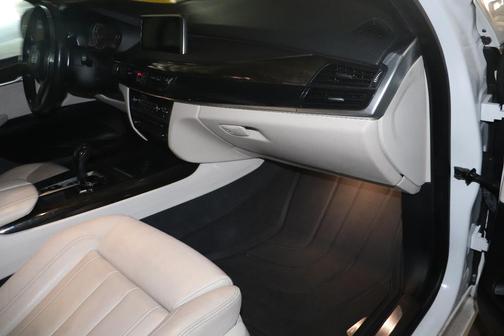 White 2016 BMW X5 xDrive35i