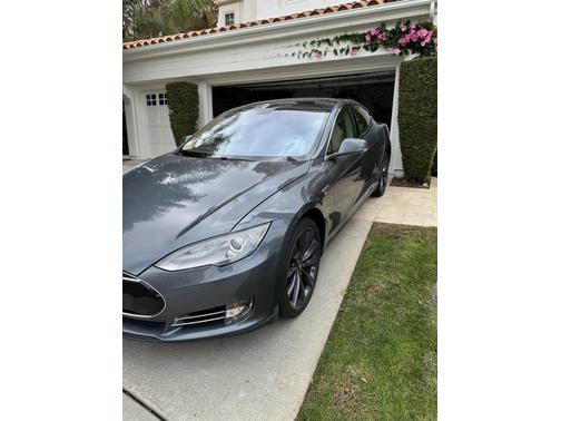 2012 Tesla Model S Performance