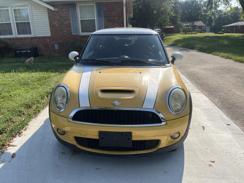 2007 MINI Cooper S Base