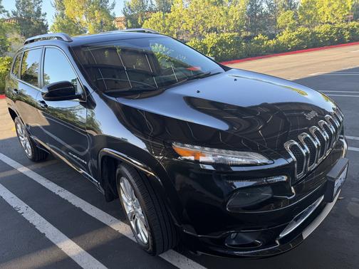 2016 Jeep Cherokee Overland