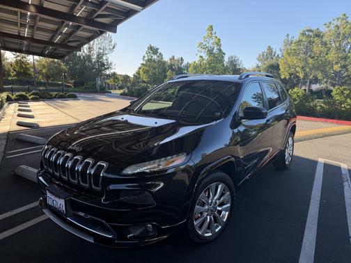 2016 Jeep Cherokee Overland