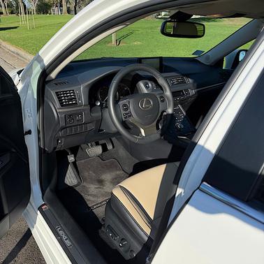 2014 Lexus CT 200h Premium