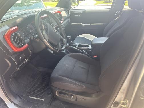 2020 Toyota Tacoma TRD Sport