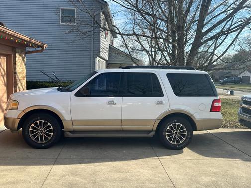 2011 Ford Expedition XLT