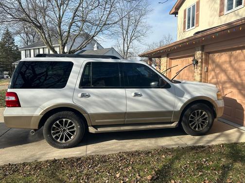 2011 Ford Expedition XLT