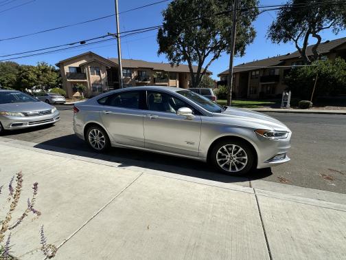2017 Ford Fusion Energi SE Luxury