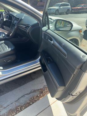 2017 Ford Fusion Energi SE Luxury