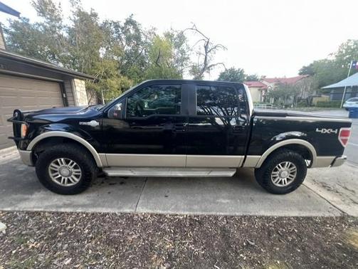 Black 2009 Ford F-150 Lariat SuperCrew
