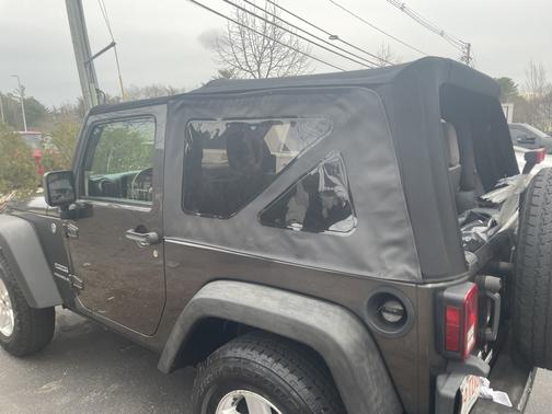 2017 Jeep Wrangler Sport