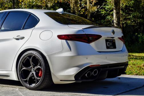 2018 Alfa Romeo Giulia Quadrifoglio