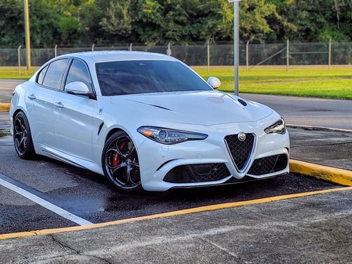 2018 Alfa Romeo Giulia Quadrifoglio