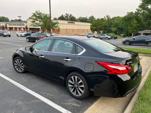 2017 Nissan Altima 2.5 SV
