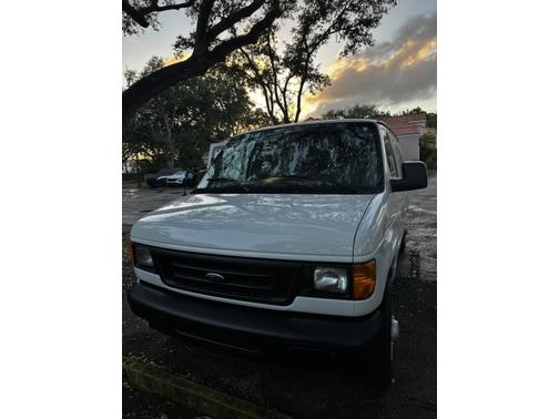 2007 Ford E150 Base