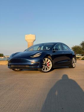 Blue 2018 Tesla Model 3 Performance