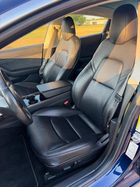 Blue 2018 Tesla Model 3 Performance