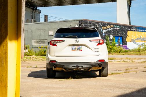 White 2019 Acura RDX Advance Package