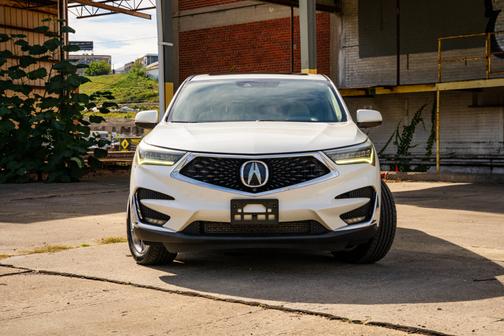 White 2019 Acura RDX Advance Package