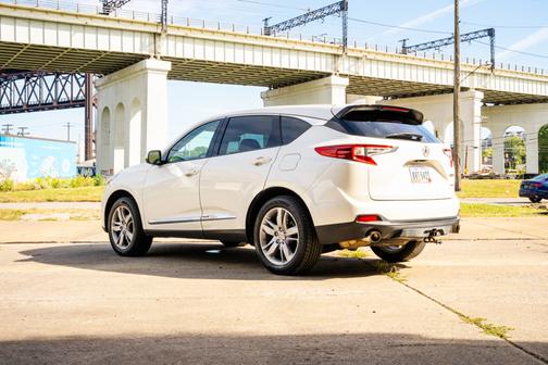 White 2019 Acura RDX Advance Package