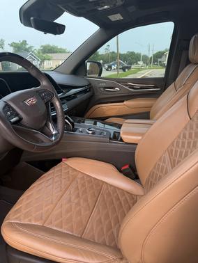 White 2022 Cadillac Escalade Sport