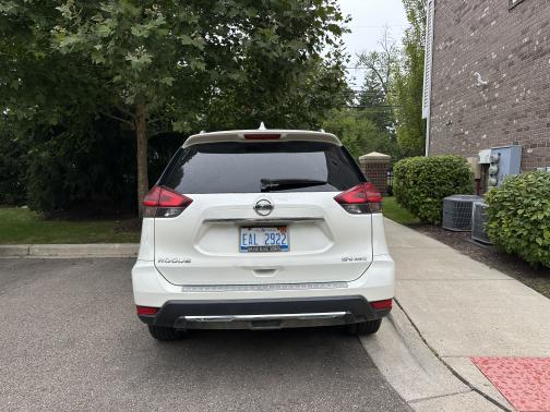 2017 Nissan Rogue SV
