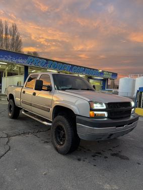 2004 Chevrolet Silverado 2500 LT H/D Crew Cab