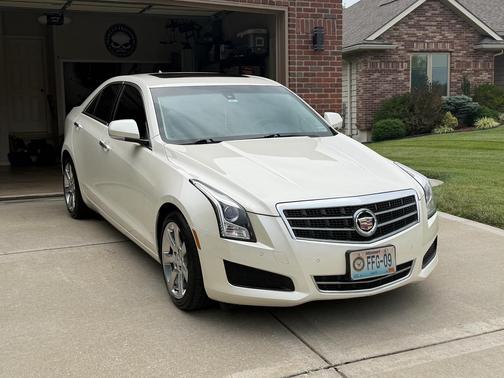 White 2014 Cadillac ATS 2.0L Turbo Luxury