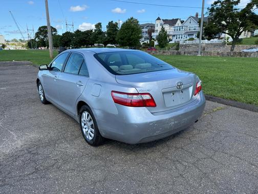 Silver 2007 Toyota Camry LE