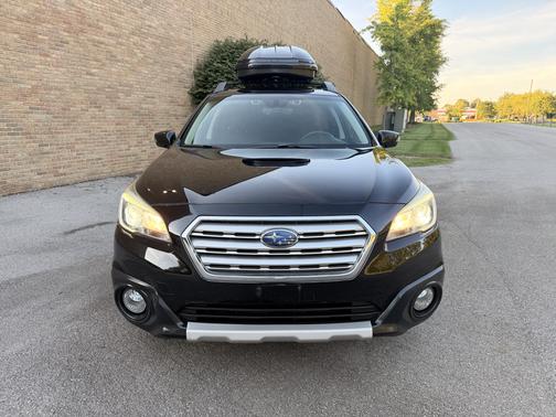 Black 2017 Subaru Outback 2.5i Limited
