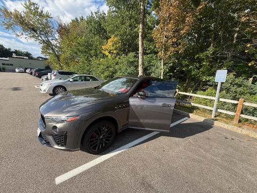Gray 2022 Maserati Levante Modena