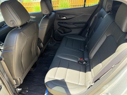 Gray 2025 Buick Envista Sport Touring