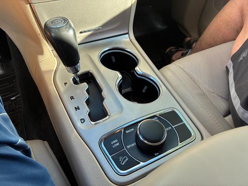White 2013 Jeep Grand Cherokee Limited