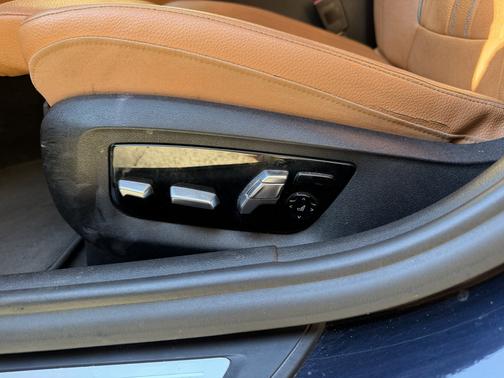 Blue 2017 BMW 530 i
