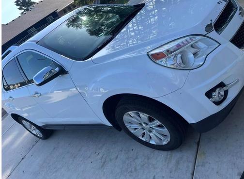 White 2011 Chevrolet Equinox LTZ