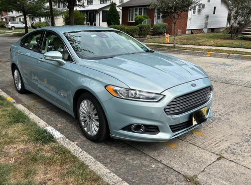 2013 Ford Fusion Hybrid SE Hybrid